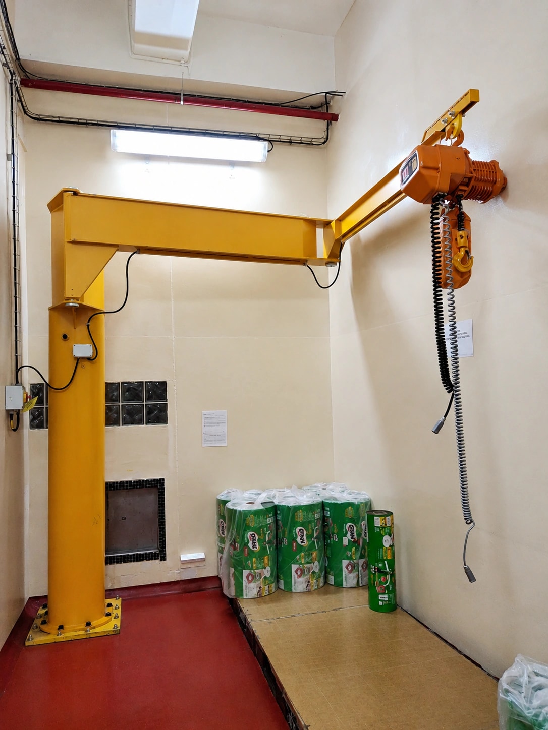 NKBE articulation jib crane at a documented project site